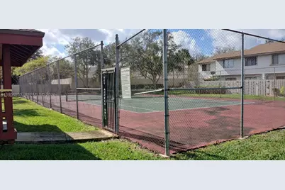 9763 NW 37th St, Sunrise, FL 33351 - Photo 39