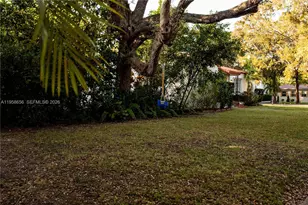 1700 Cortez St, Coral Gables, FL 33134 - Photo 11