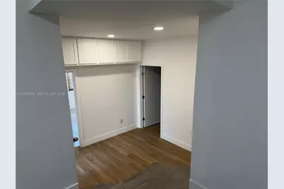 1700 Cortez St, Coral Gables, FL 33134 - Photo 17