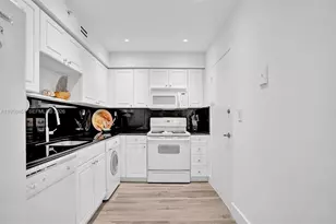 2501 S Ocean Dr, Hollywood, FL 33019 - Photo 13