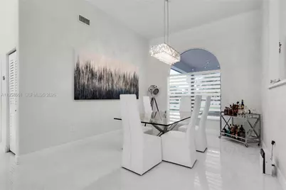 429 NW 130th Ave, Miami, FL 33182 - Photo 13