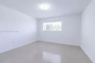 2740 W 76th St, Hialeah, FL 33016 - Photo 9