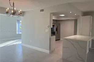 9200 SW 54th St, Cooper City, FL 33328 - Photo 13