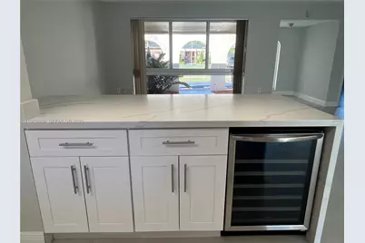 9200 SW 54th St, Cooper City, FL 33328 - Photo 5