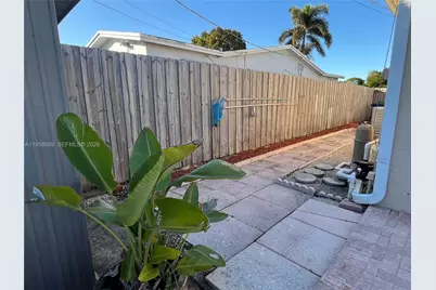 9200 SW 54th St, Cooper City, FL 33328 - Photo 23