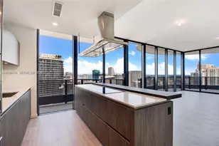 1000 Brickell Plaza, Miami, FL 33131 - Photo 3