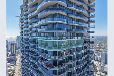 1000 Brickell Plz #PH5408, Miami, FL 33131 - Photo 35