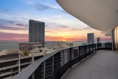 1000 Brickell Plz #PH5408, Miami, FL 33131 - Photo 11