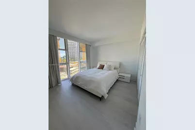 10275 Collins Ave #420, Bal Harbour, FL 33154 - Photo 7