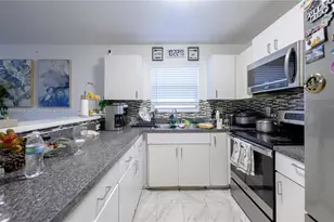 998 SW 8th Pl, Florida City, FL 33034 - Photo 21