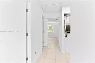 998 SW 8th Pl, Florida City, FL 33034 - Photo 11