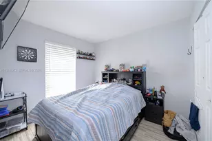 998 SW 8th Pl, Florida City, FL 33034 - Photo 23