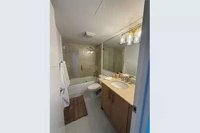 10275 Collins Ave #420, Bal Harbour, FL 33154 - Photo 13