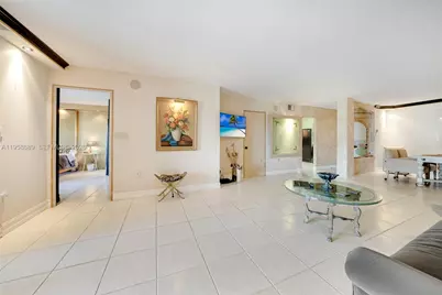 2802 N 46th Ave #B425, Hollywood, FL 33021 - Photo 5