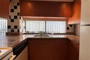 16919 N Bay Rd, Sunny Isles Beach, FL 33160 - Photo 9