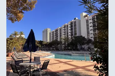 16919 N Bay Rd #117, Sunny Isles Beach, FL 33160 - Photo 27