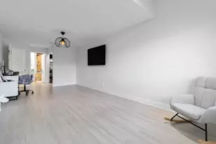 3475 Emerald Oaks Dr, Hollywood, FL 33021 - Photo 19