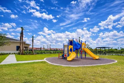 460 NE 4th Ln, Florida City, FL 33034 - Photo 17