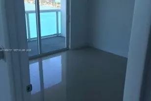 1800 N Bayshore Dr, Miami, FL 33132 - Photo 13