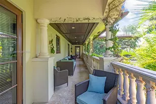 1398 Bay Dr, Miami Beach, FL 33141 - Photo 23