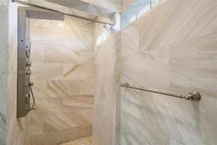 20520 SW 190th St, Miami, FL 33187 - Photo 21