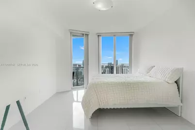 185 SW 7th St #3508, Miami, FL 33130 - Photo 17