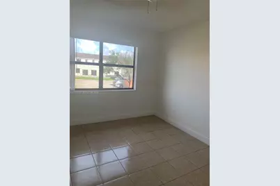 20815 NE 8th Ct #202-20, Miami, FL 33179 - Photo 5