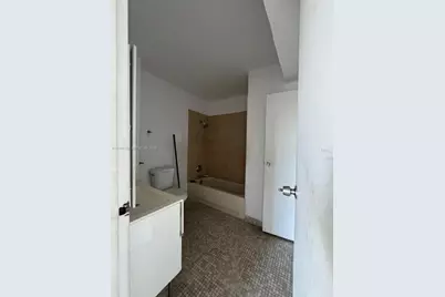 7801 NE 4th Ct #516, Miami, FL 33138 - Photo 9