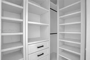 1231 Sorrento Dr, Weston, FL 33326 - Photo 21