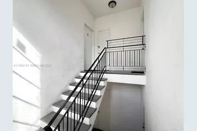 601 7th St #4, Miami Beach, FL 33139 - Photo 23