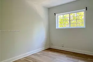 4812 Pine Tree Dr, Miami Beach, FL 33140 - Photo 9