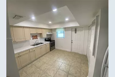 25423 SW 107th Ct #25423, Homestead, FL 33032 - Photo 7