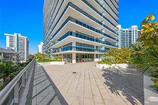 5875 Collins Ave, Miami Beach, FL 33140 - Photo 13