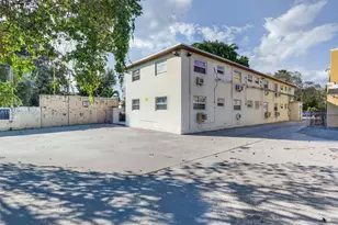 1736 NW 19th St, Miami, FL 33125 - Photo 7