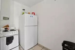 1736 NW 19th St, Miami, FL 33125 - Photo 13