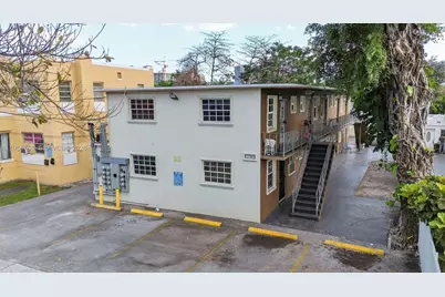 1736 NW 19th St, Miami, FL 33125 - Photo 9