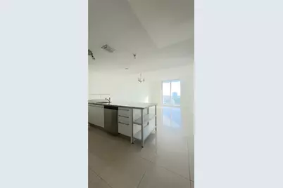 185 SW 7th St #3810, Miami, FL 33130 - Photo 5
