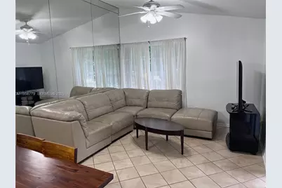 125 Waterside Dr #125, Hypoluxo, FL 33462 - Photo 3