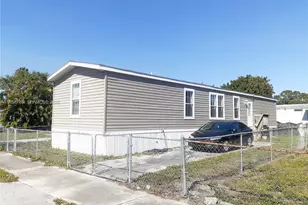 13331 SW 7th Pl, Davie, FL 33325 - Photo 35