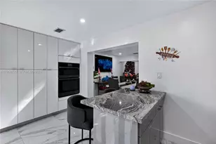 1594 W 73rd St, Hialeah, FL 33014 - Photo 13