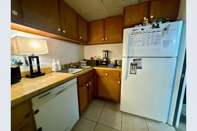 3720 Inverrary Dr #2S, Lauderhill, FL 33319 - Photo 9