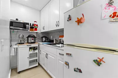 5018 SW 148th Pl, Miami, FL 33185 - Photo 13