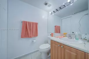 4876 NW 97th Ct, Doral, FL 33178 - Photo 21