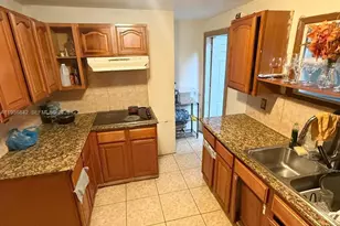 1100 N 24th Ave, Hollywood, FL 33020 - Photo 11