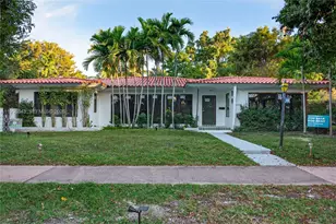 1100 N Shore Dr, Miami Beach, FL 33141 - Photo 57