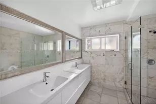 1100 N Shore Dr, Miami Beach, FL 33141 - Photo 45