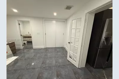 3008 NW 13th St, Miami, FL 33125 - Photo 27