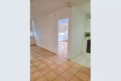 5313 Collins Ave #911, Miami Beach, FL 33140 - Photo 17