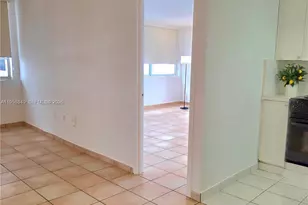 5313 Collins Ave, Miami Beach, FL 33140 - Photo 9