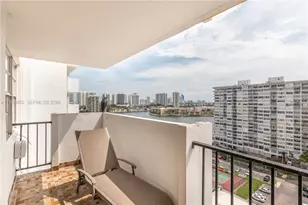 2780 NE 183rd St, Aventura, FL 33160 - Photo 29